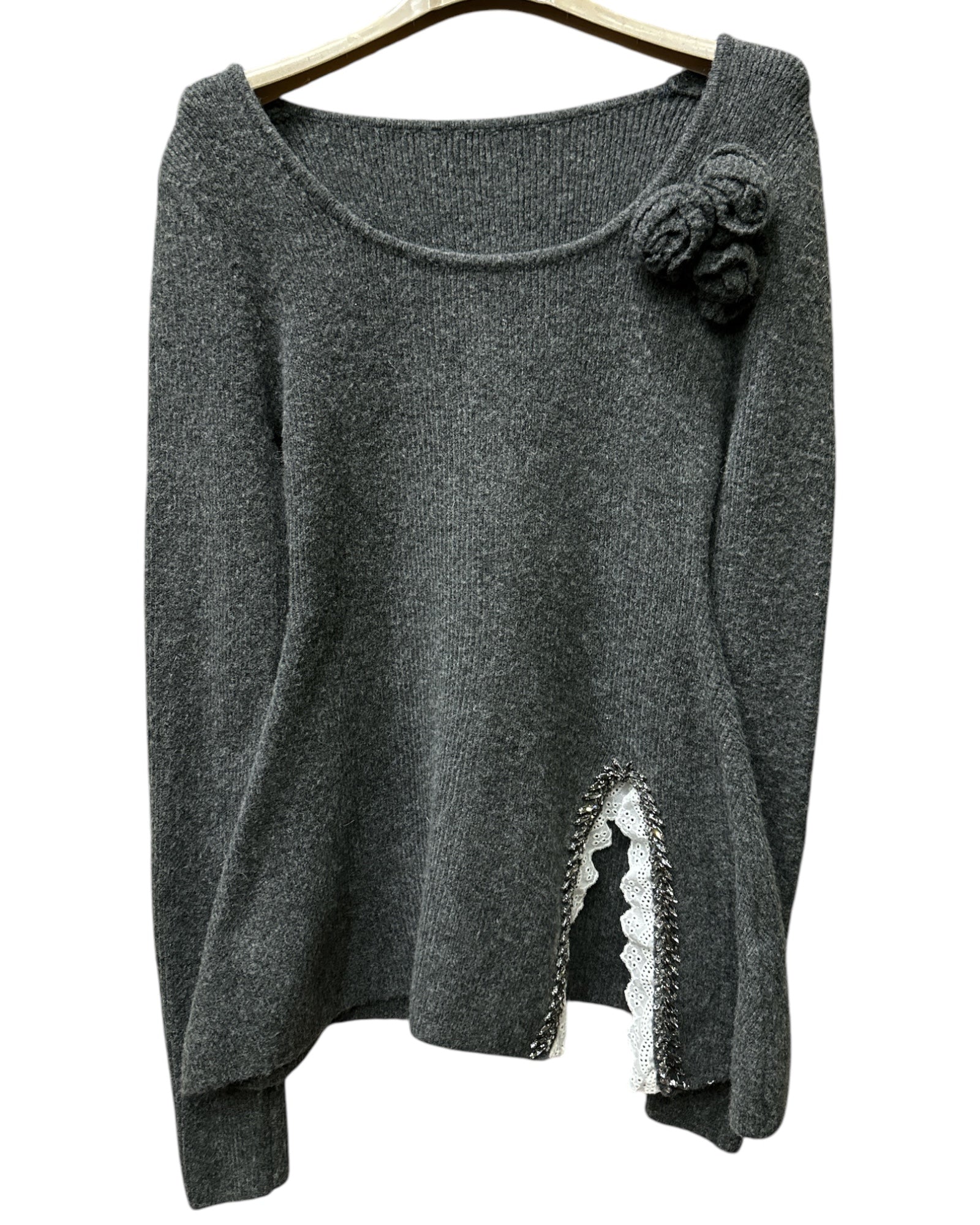 DARK GREY TOP WITH CRYSTALS