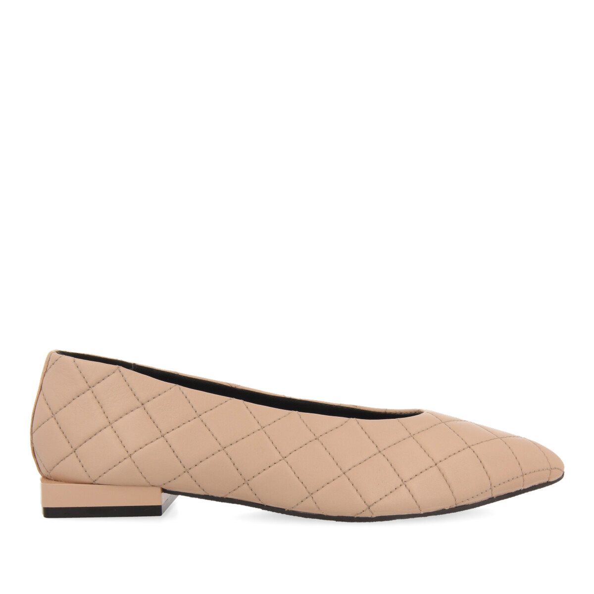 NUDE QUILTED LEATHER ULTRA CHIC BALLERINAS