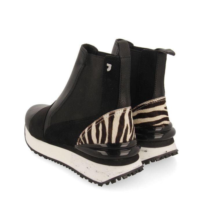 BLACK ULTRA CONFY SNEAKER-BOOTS