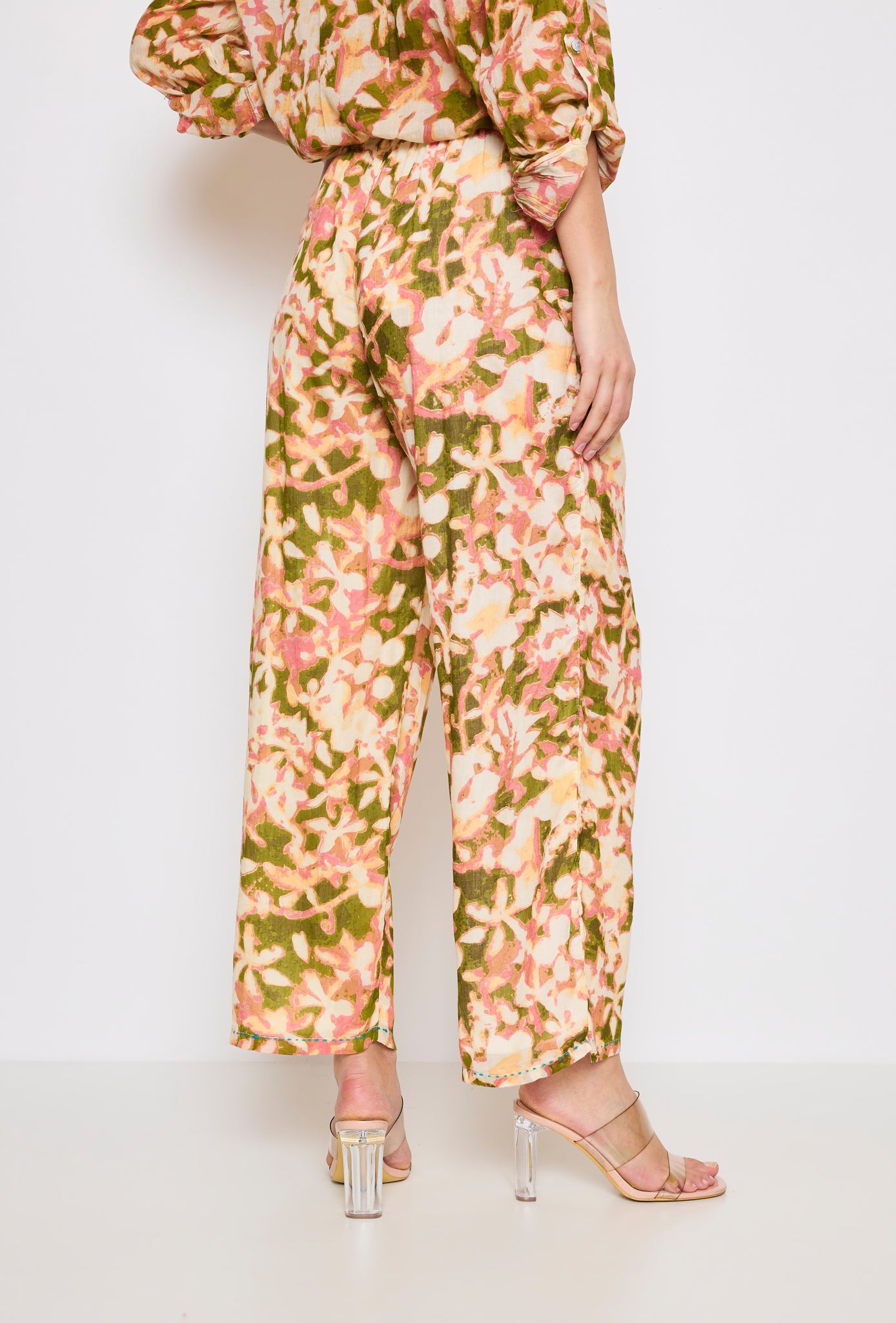 LOVELY FLOWER PRINT COTTON PANTS