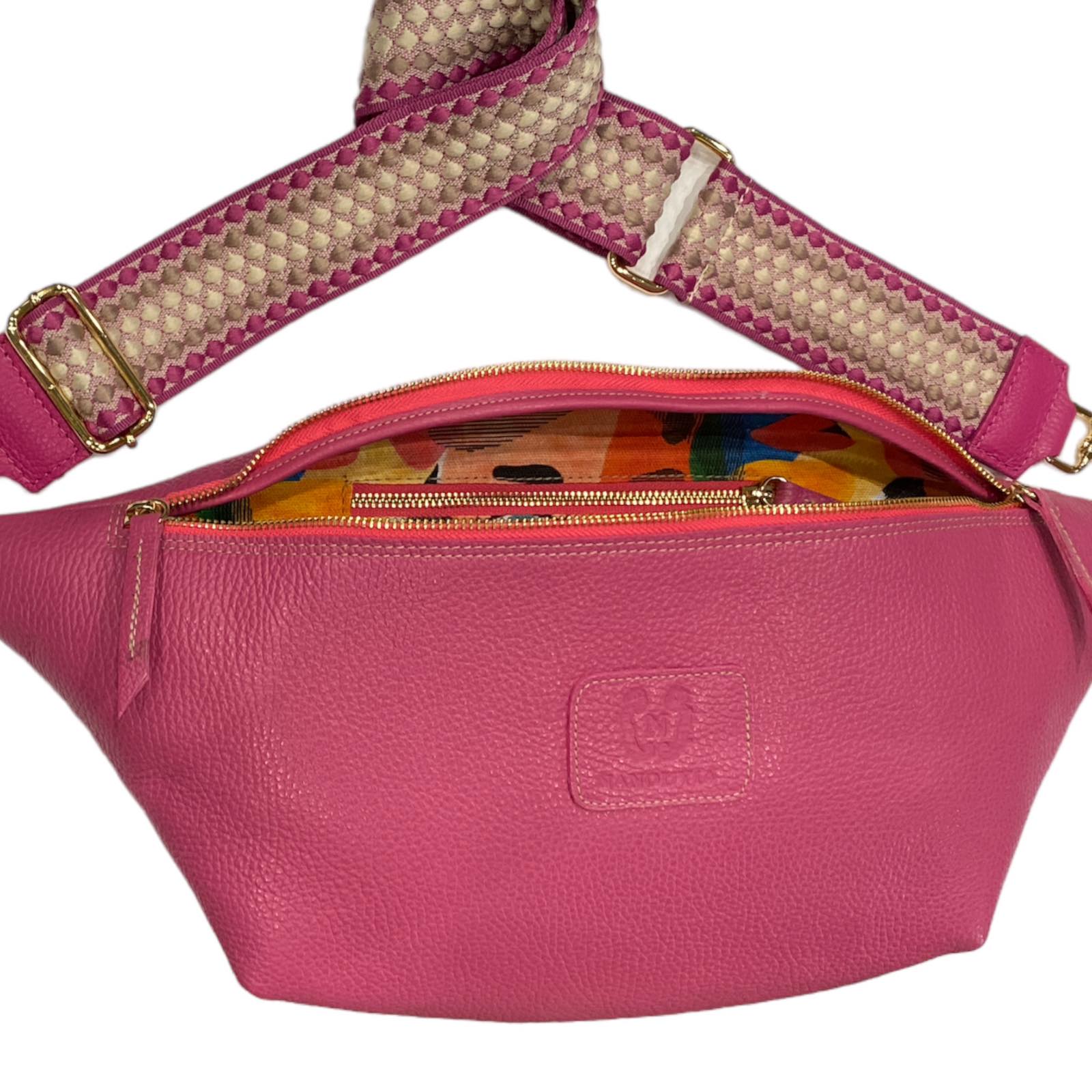 XXL strong pink leather belt bag
