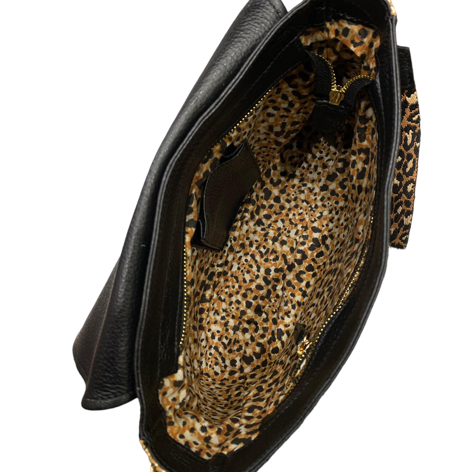 MANDY. BLACK LEATHER WITH GOLD SIDES STATEMENT BAG