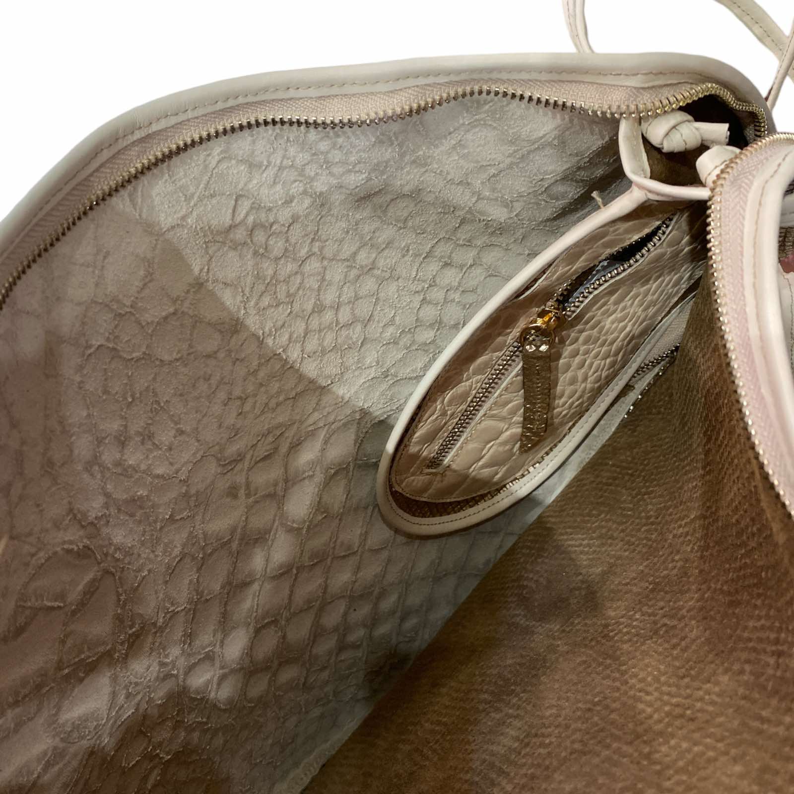 Beige alligator-print and gold leather flaski L