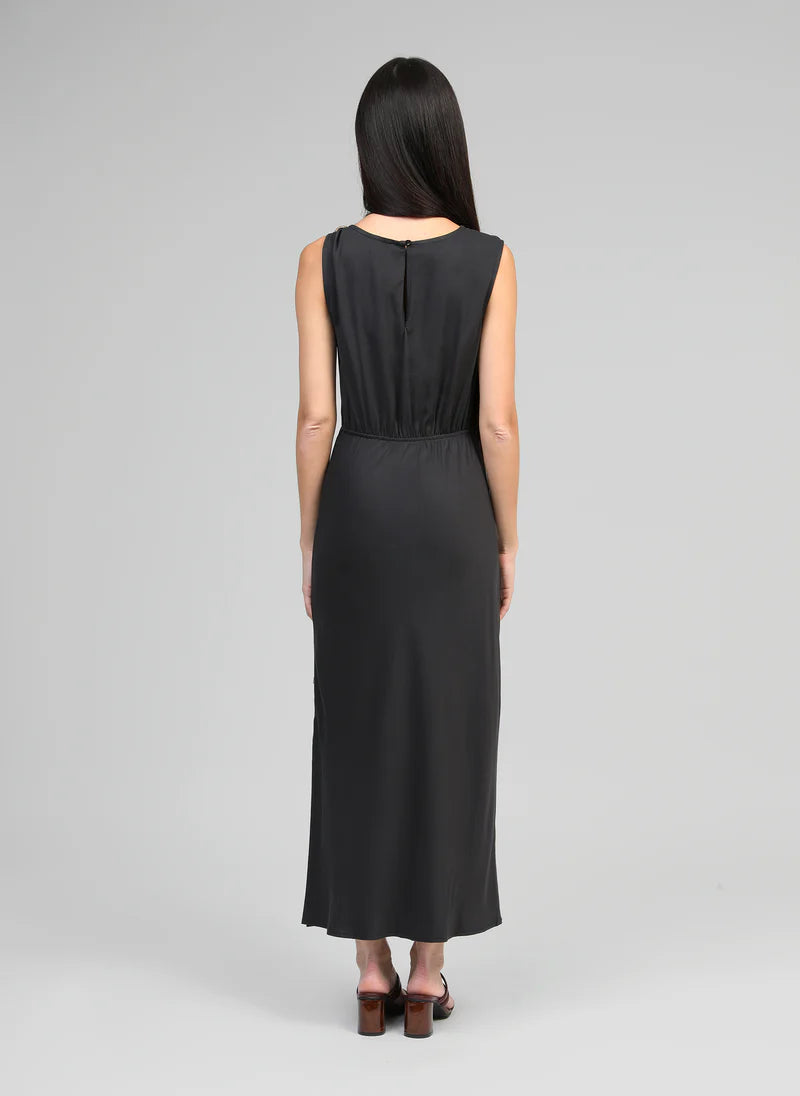 CARBON BLACK CHIC DRESS