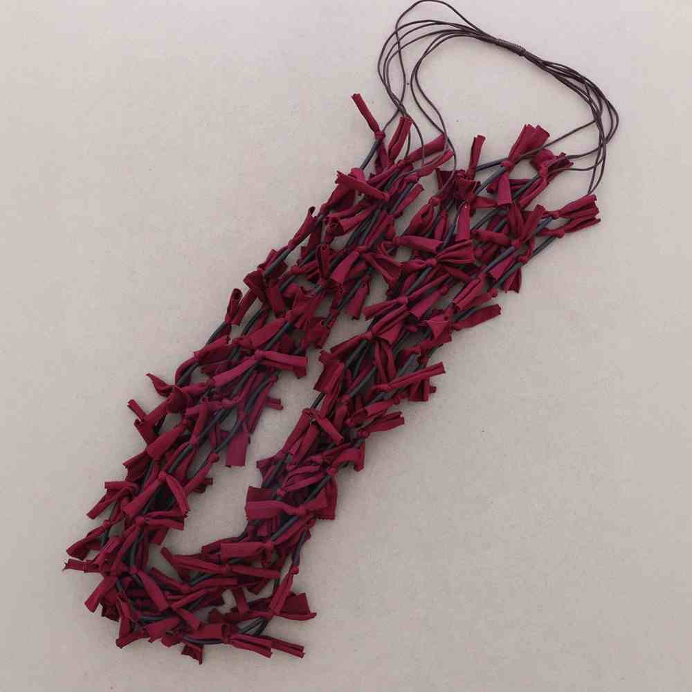 WINE RED ART TEXTIL LONG NECKLACE