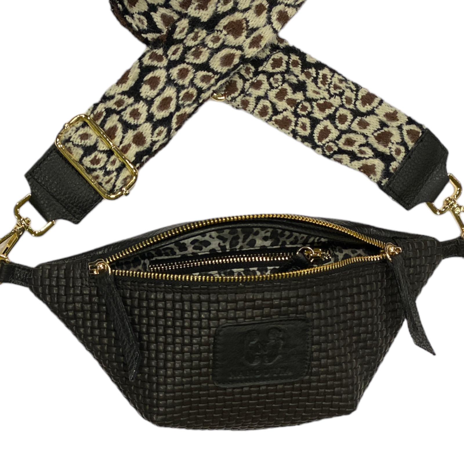 MINI.BLACK WOVEN LEATHER BELT BAG