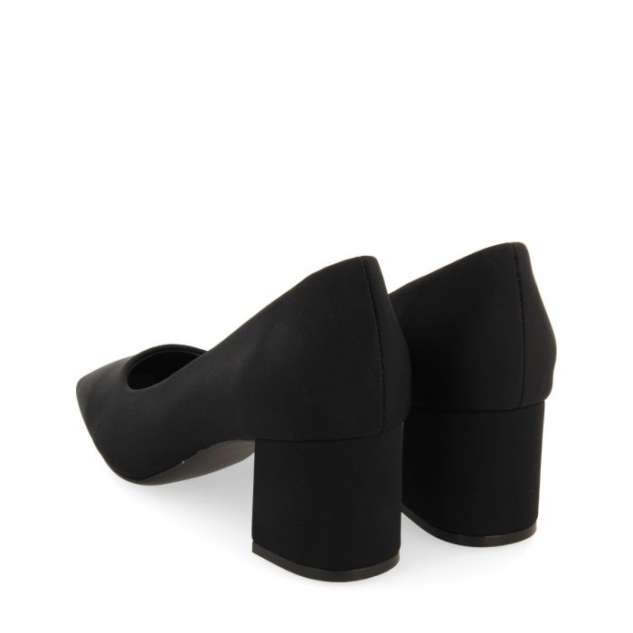BLACK CHIC EVERY DAY HEELS