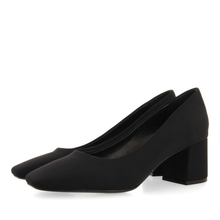 BLACK CHIC EVERY DAY HEELS