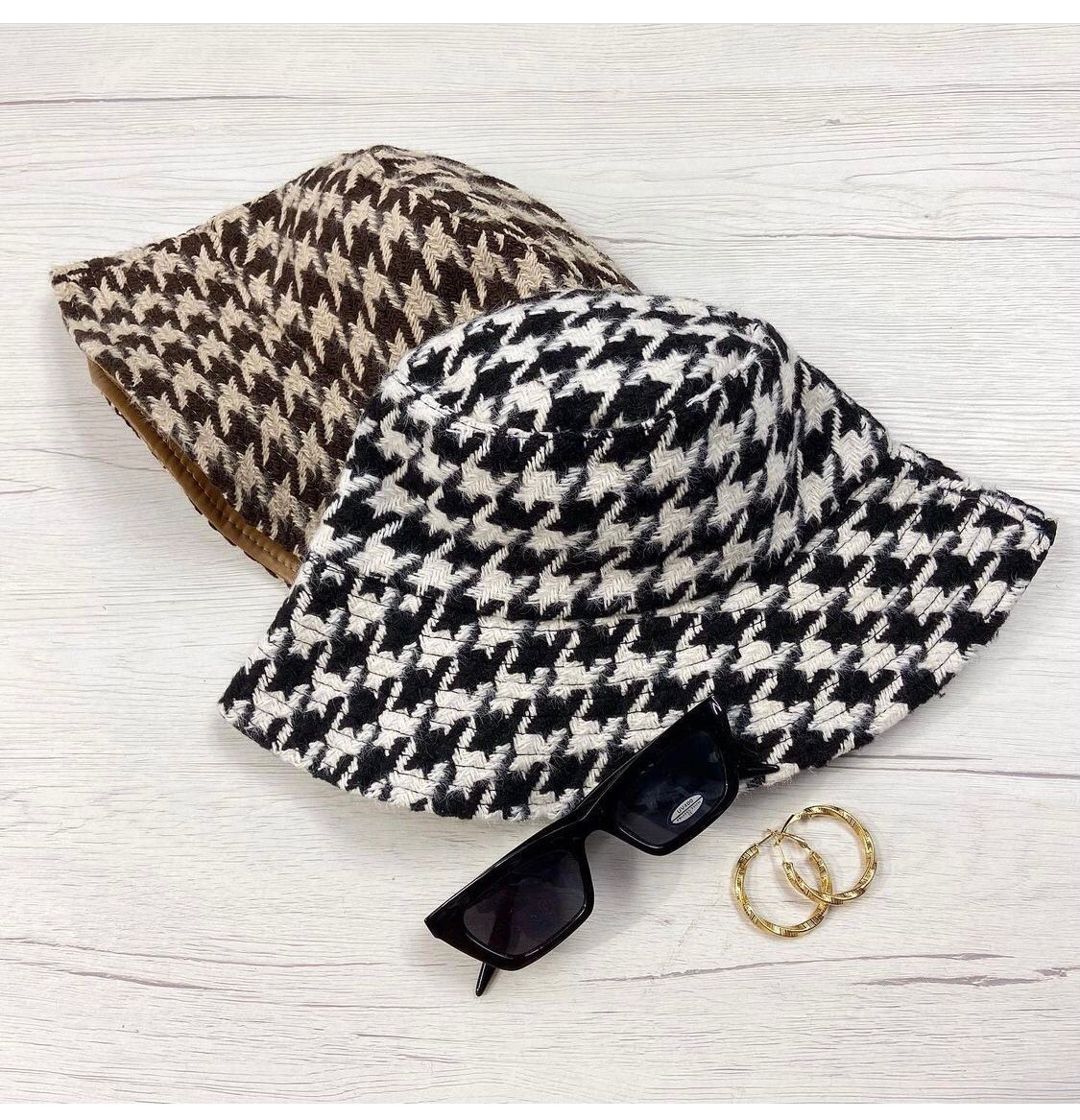 Double face bucket hat