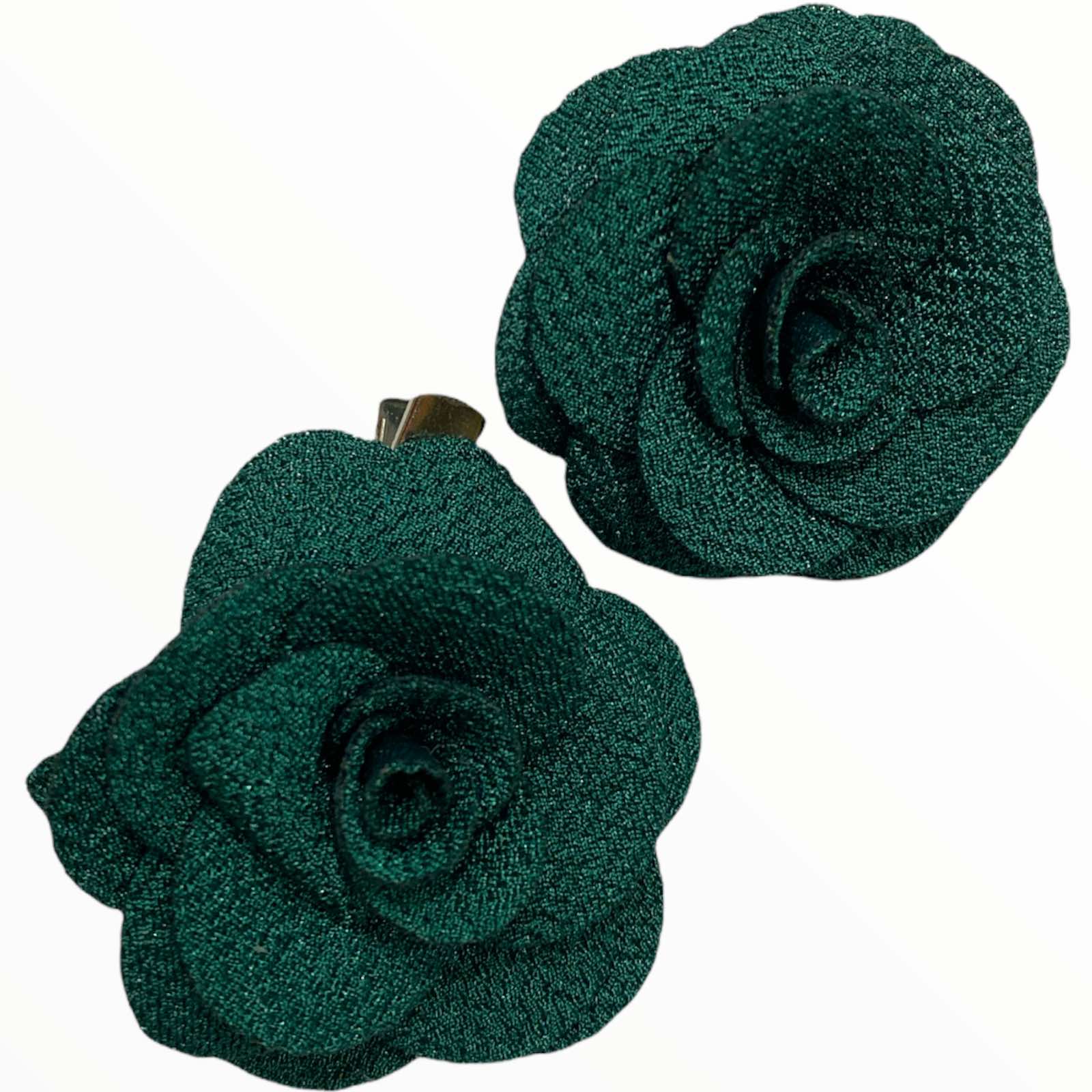 Green flowers hair clips