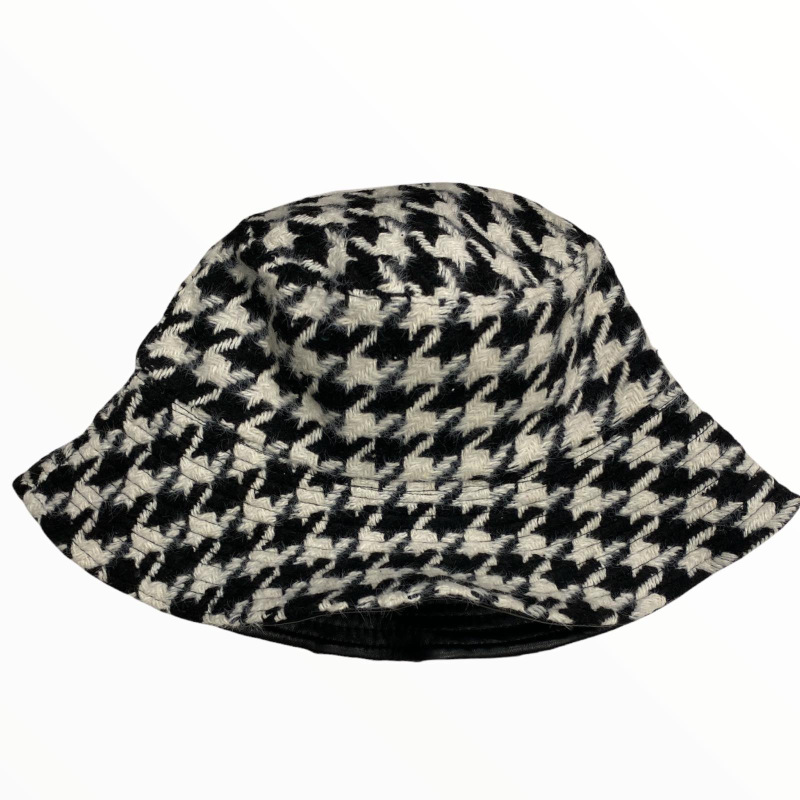 Double face bucket hat