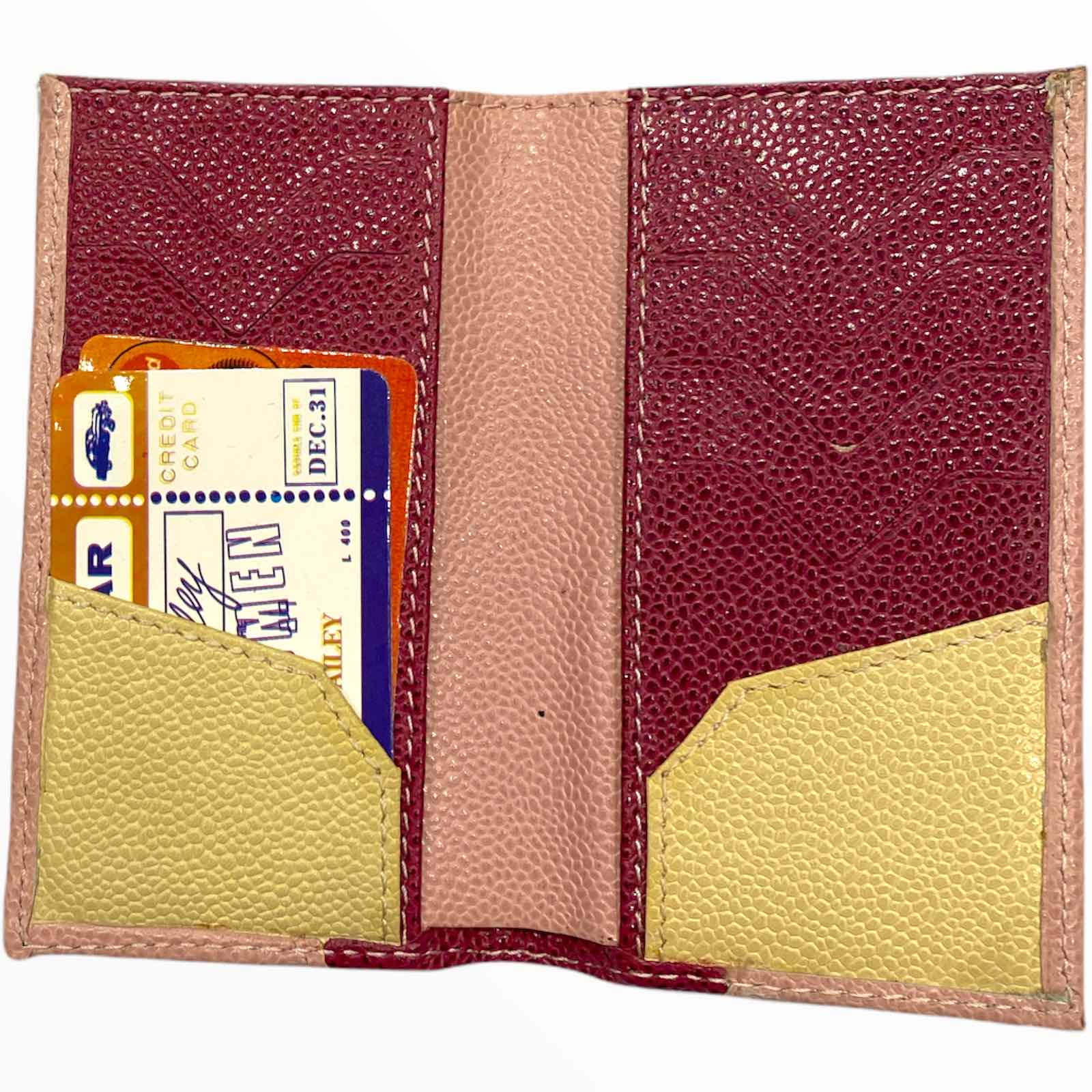 Pink leather card holder with fuchsia details