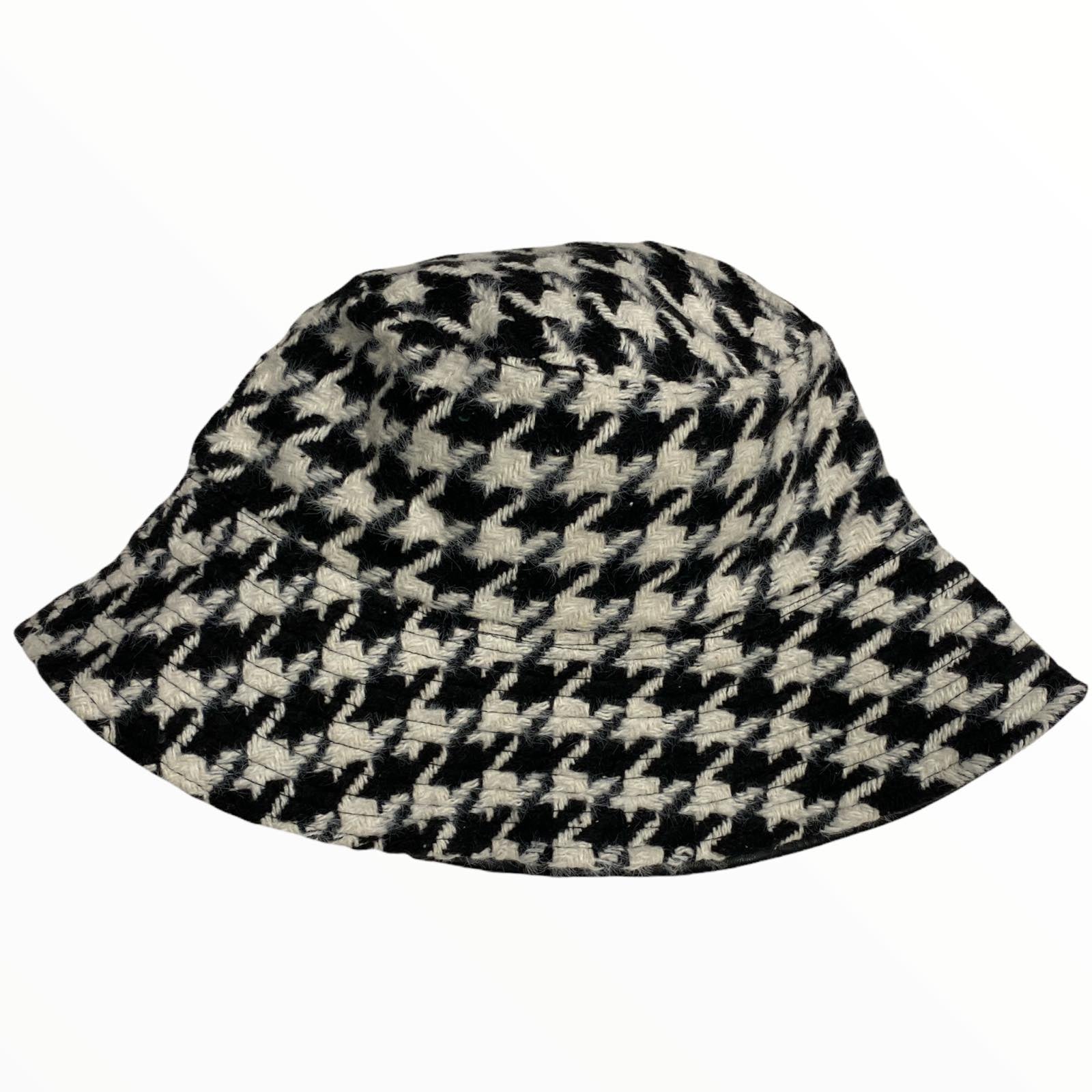 Double face bucket hat