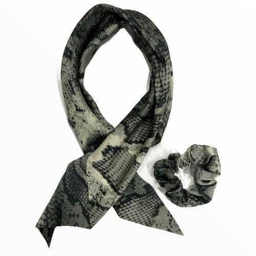 Animal print hair elastic with scarf