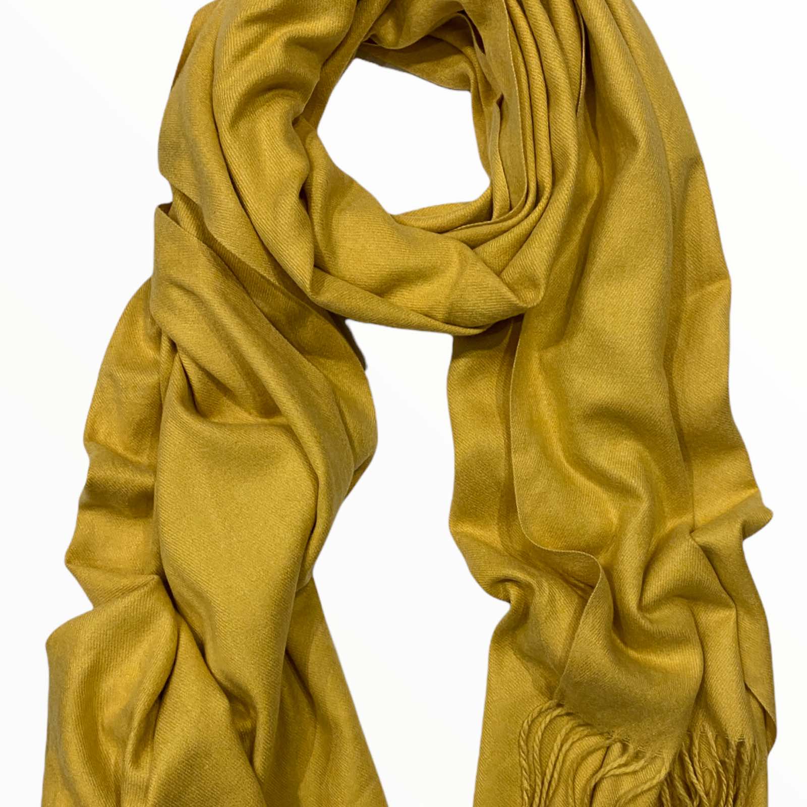 Safran soft scarf