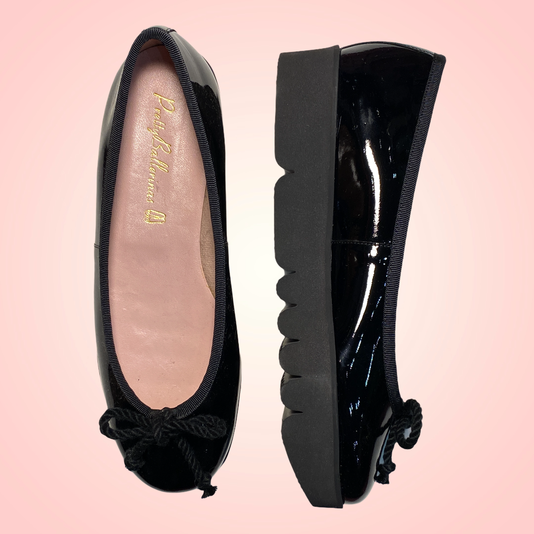 Rosario.Black leather shoe with 3,5cm rubber sole