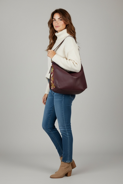 Venusa L. Red wine shoulder bag with calf-hair details