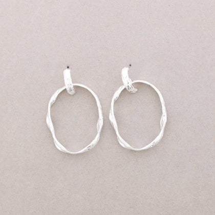 MINIMAL FRONT HOOPS