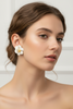 BEIGE FLOWER EARRINGS