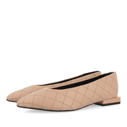 NUDE QUILTED LEATHER ULTRA CHIC BALLERINAS