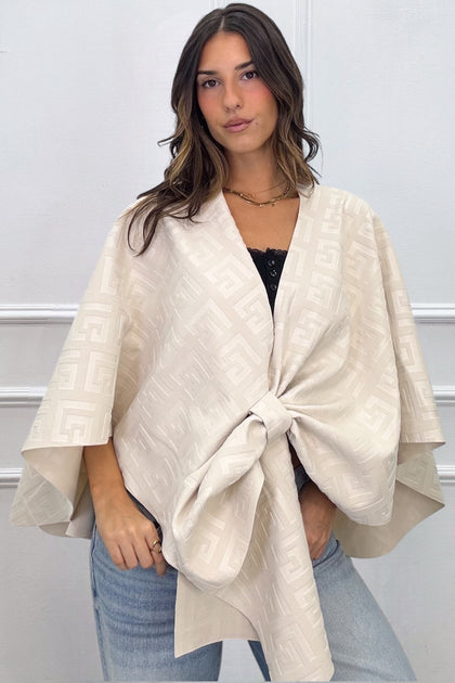 BEIGE ELEGANT ETOLE