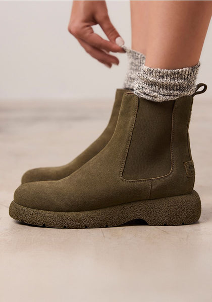 OLIVE ULTRA CONFORT SUEDE BOOTS