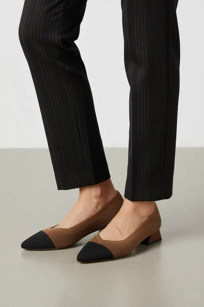 TAN AND BLACK CHIC ELASTIC HEELED SHOES