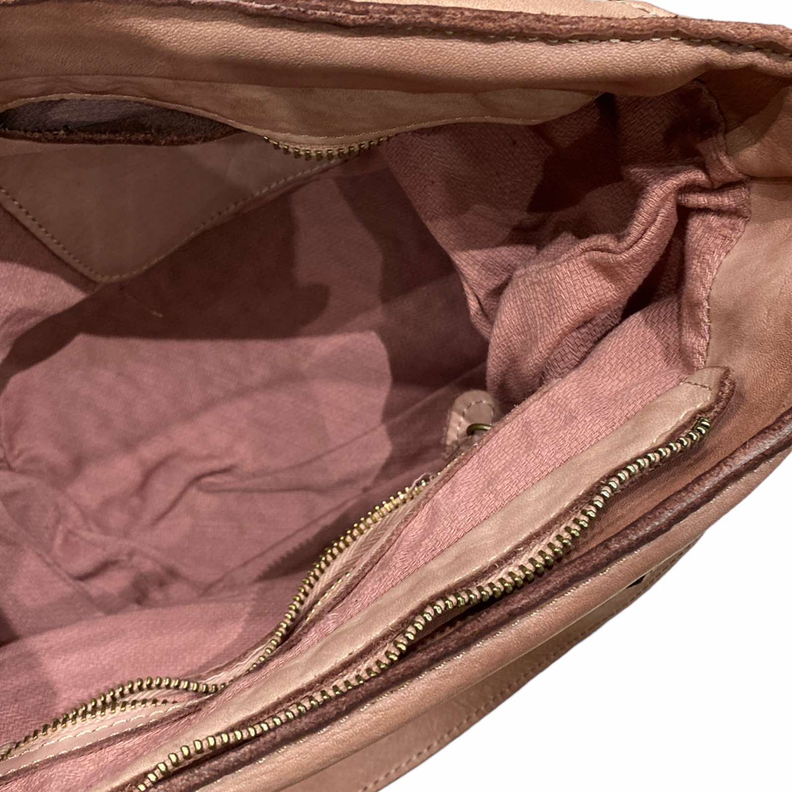 Pink leather handwoven bucket bag