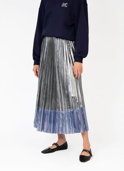 SILVER-BLUE WET LOOK PLEATED SKIRT
