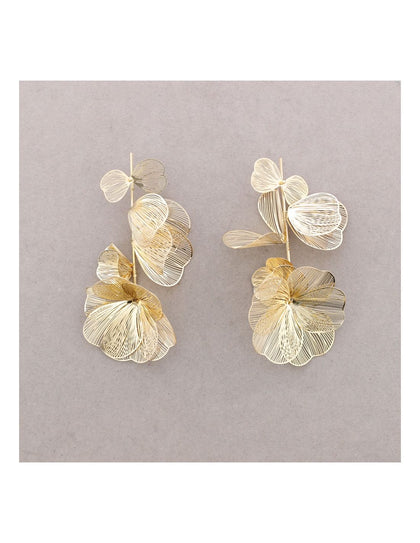 FLOWER 3D CUT OVERSIZED EARRINGS