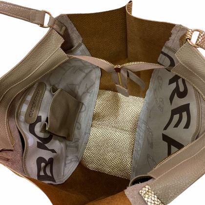 TAUPE LEATHER BAG WITH GOLD DETAILS