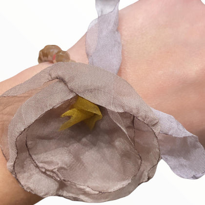 Taupe bracelet with flower