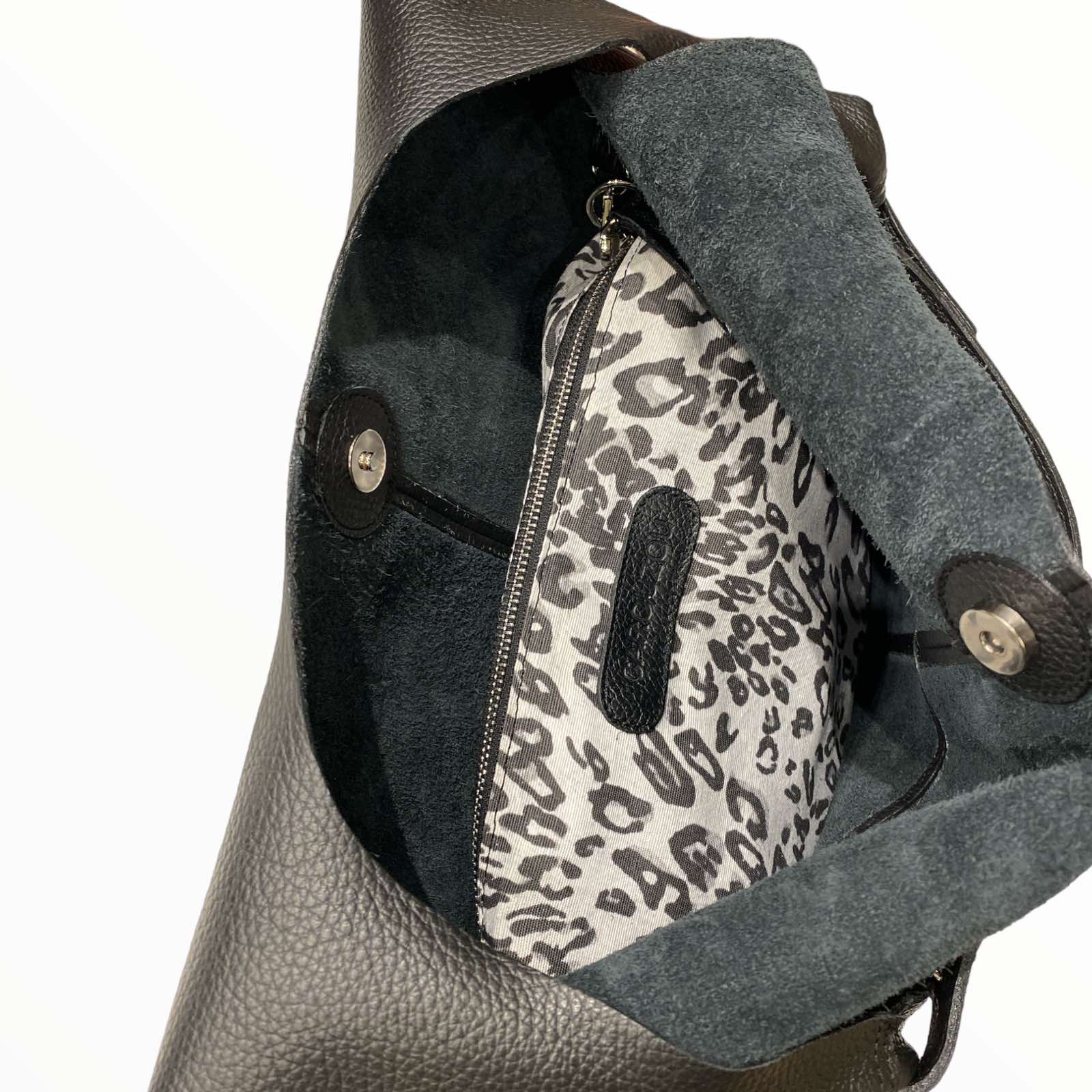 Malvina. Black calf-hair leather shoulder bag