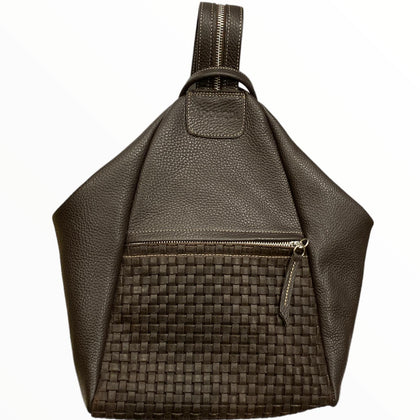 Niovi. Brown leather backpack with woven details